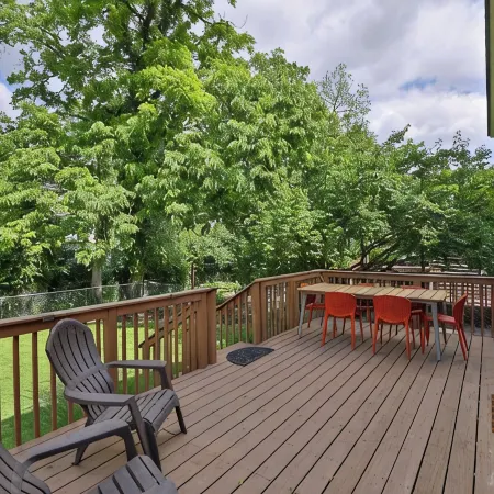 Queen City Blue- Historic Charmer Luxurious Living
