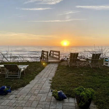 Oceanfront Home in Flager Beach with Beach Chairs & Towels, WIFI - Pet friendly.