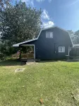 Lakeside Cottage, Water Access + Pet Friendly with Additional Fee