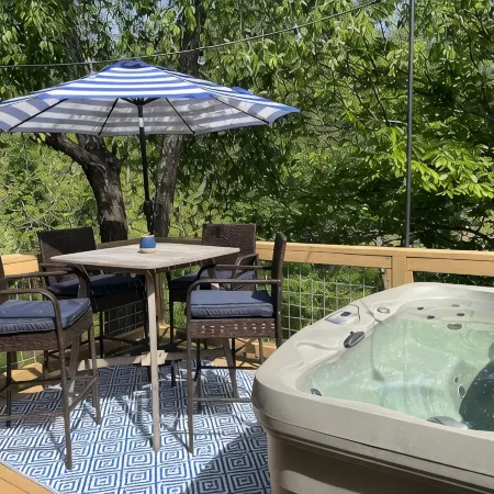 Creekside Cottage w/ Hot Tub near Asheville, Pet-Friendly