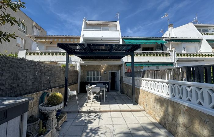 Beachfront Home · 5 Steps to the Sand · Large Private Terrace with Pergola · AC