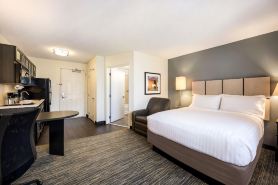 Sonesta Simply Suites Boston Burlington