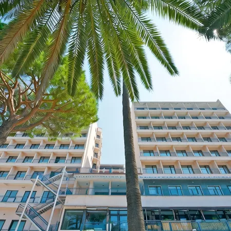 Hotel Delfino Taranto Отели в г. Таранто