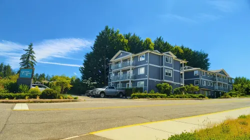 Gibsons Landing Inn