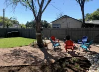 Enchanted Mermaid Cottage~Fire pit~Great backyard - 4-Star