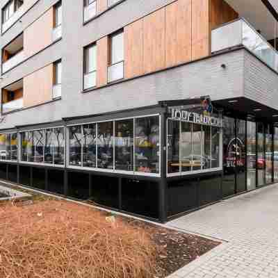 P&O Apartments Gieldowa Hotel Exterior