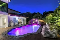 Glam Manor by Glam Homes - Villaer
