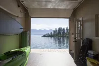 Lake House with Sauna, kayaks, S.U.Ps, snorkeling sets and boat parking - 4-Sterne