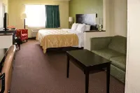 Quality Inn Evansville Eastland Area