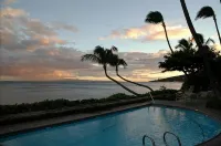 Romantic Beachfront Getaway - Pools