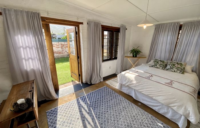 Awesome room in surf house