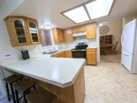 The Hideout-2Br/2BA Townhouse Near Highland!