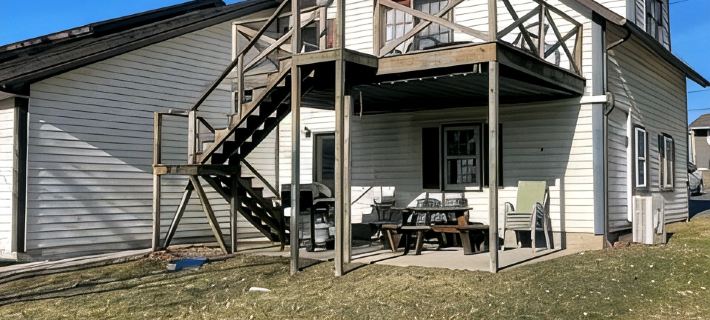 Remodeled Lake House 4 Bed/ 3 bath, Pet Friendly Enjoy Fall on Cayuga Lake! Hotels in Seneca County