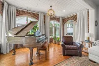 Charming historical 4-bedroom house in Downtown  Buford, GA. - 무료 와이파이