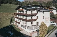 Haus Bellevue - balcony