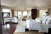 Thanda Safari