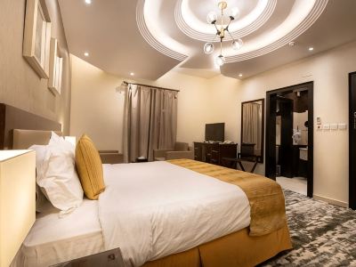 Golden Rose Hotel