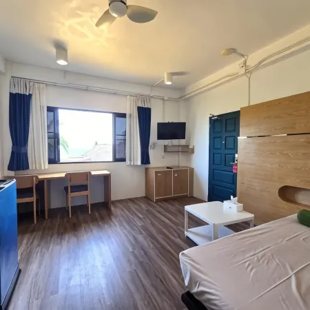 The Rock Samui Poshtel Lamai Beach