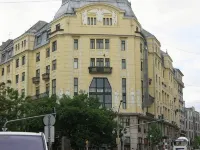 Karoly Corner Residences Hotéis em 