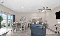 3B Luxury New 2BR apartment in delightful Huntsville close to mall, aquatic ctr - Homestays