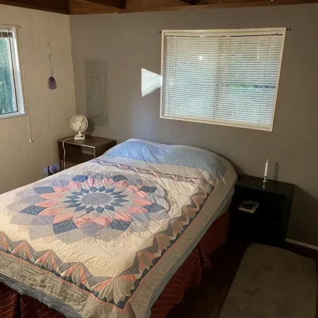 Adorable Gingerbread Style cabin in gorgeous amenity filled lake/pool community