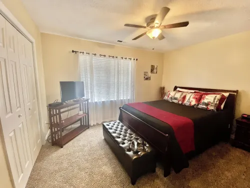 The Get-Away-Spot| Cozy & Spacious| Close to base - 3-Star