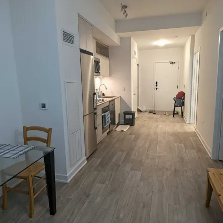 1-bedroom apartment near St Lawrence market, pool and fitness room in condo
