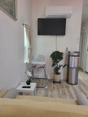 Your Perfect Lawndale Escape – Cozy & Private!