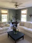 Shoreline Oasis - Holiday Apartments