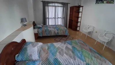 Hostal Neptuno Hotel di 
