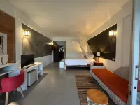 Cookies Salad Resort Отели рядом с достопримечательностью «Пляж Хадсалад»