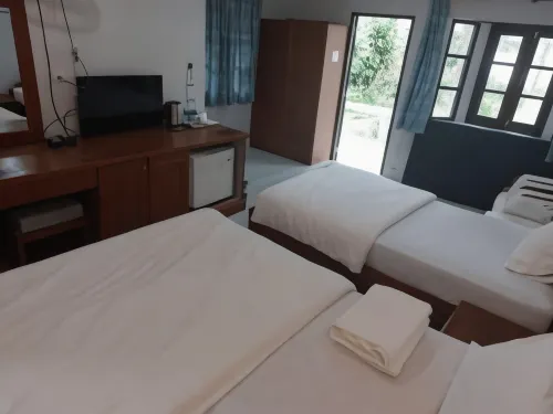 悠閑海灘度假村