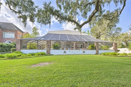 Lanai and Pool Elegant Villa in Winter Haven!