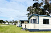 Big4 Long Jetty Caravan Park - Homestays