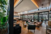 Napa Plaza Hotel - parking