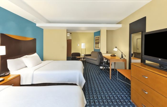 Fairfield Inn & Suites by Marriott Lexington North