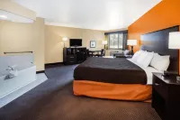 AmericInn by Wyndham Menomonie - parking