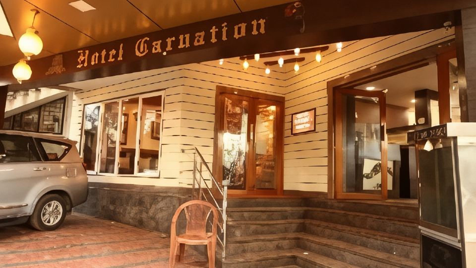 Hotel Carnation