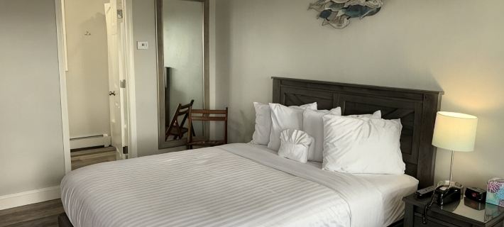 Lakeside Motel Hotels in Ashland County