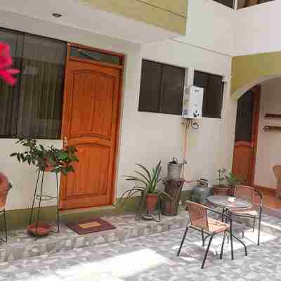 Histórico: 1-Bedroom Apartment in San Blas Market Area. Independent Living Room! Hotel Exterior
