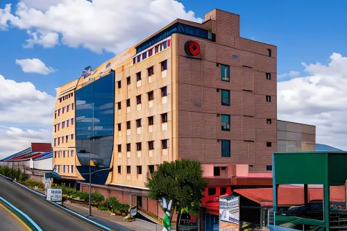Hotel Mandarin Carton