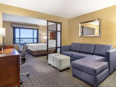 Comfort Inn & Suites Logan International Airport