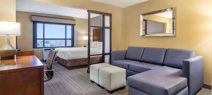 Comfort Inn & Suites Logan International Airport Hotels in Suffolk County