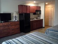 Gamble Farm Inn and Suites - 3-Star
