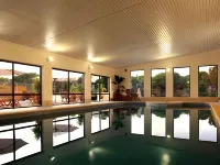 Browns Sports Resort - Pools