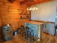 Hot tub, game room - 3-Star