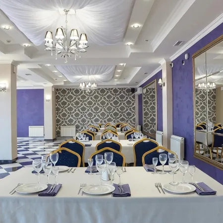 Семь Королей (Prestige Hotel Престиж)