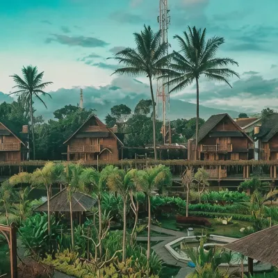 Rancabango Hotel & Resort Hotels near Rumah Makan Cibiuk