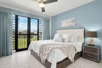 Rooftop Views, Private Beach Path & Resort Living in Palmas Del Mar - Boutique