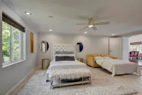 Family Friendly 5 Bed 5 Bath 6000 SF Ranch With Pool - Jacuzzi